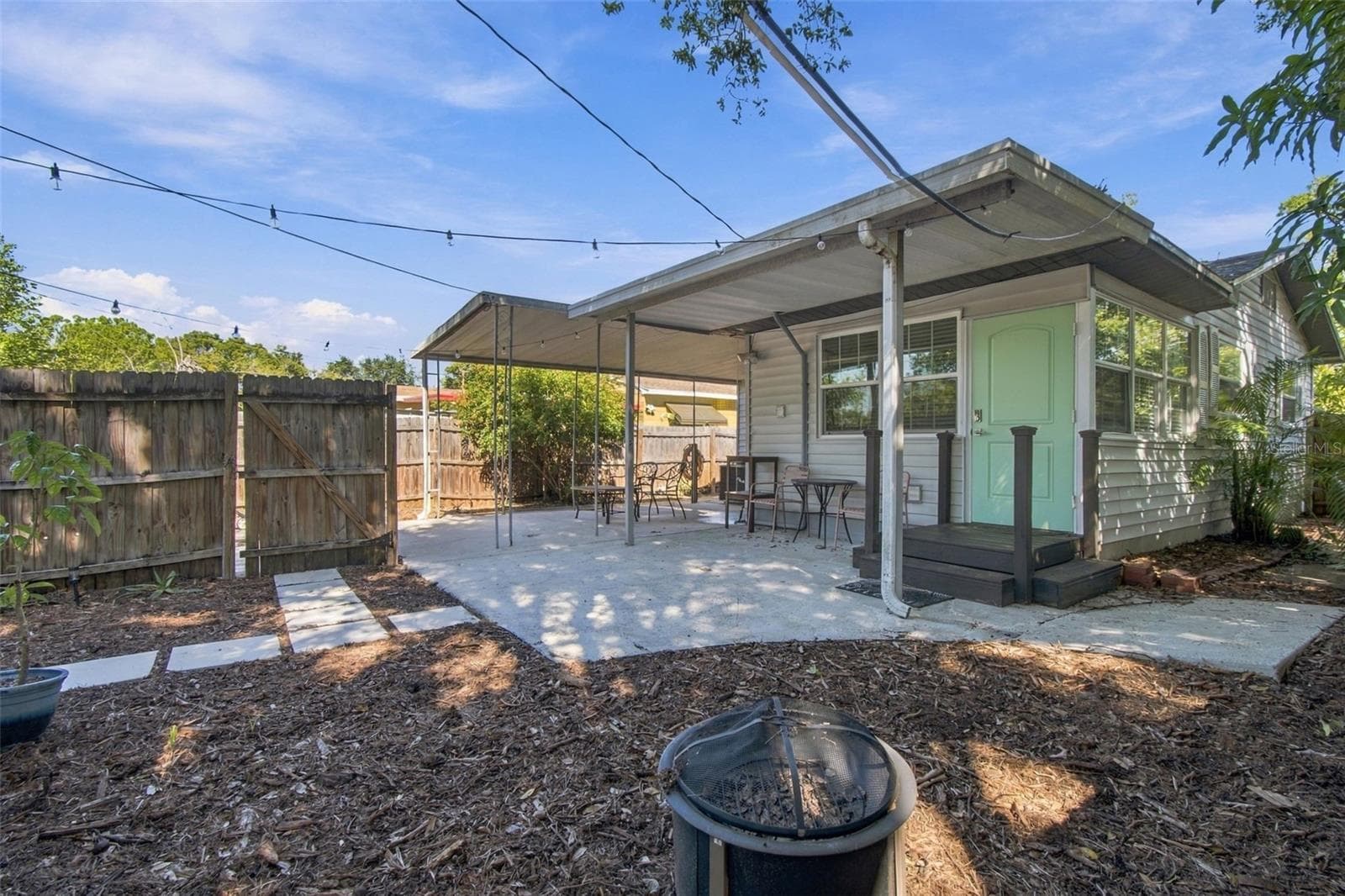 Single Family Residence at 3926 26TH ST N, ST PETERSBURG, photo 20 of 23