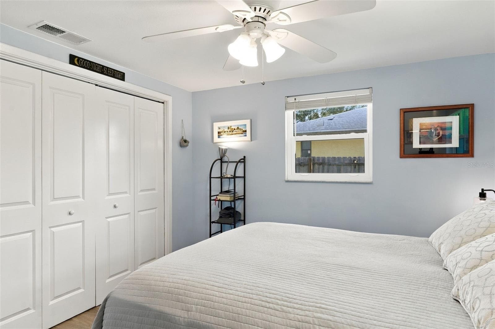 Single Family Residence at 945 HORIZON RD, VENICE, photo 12 of 24