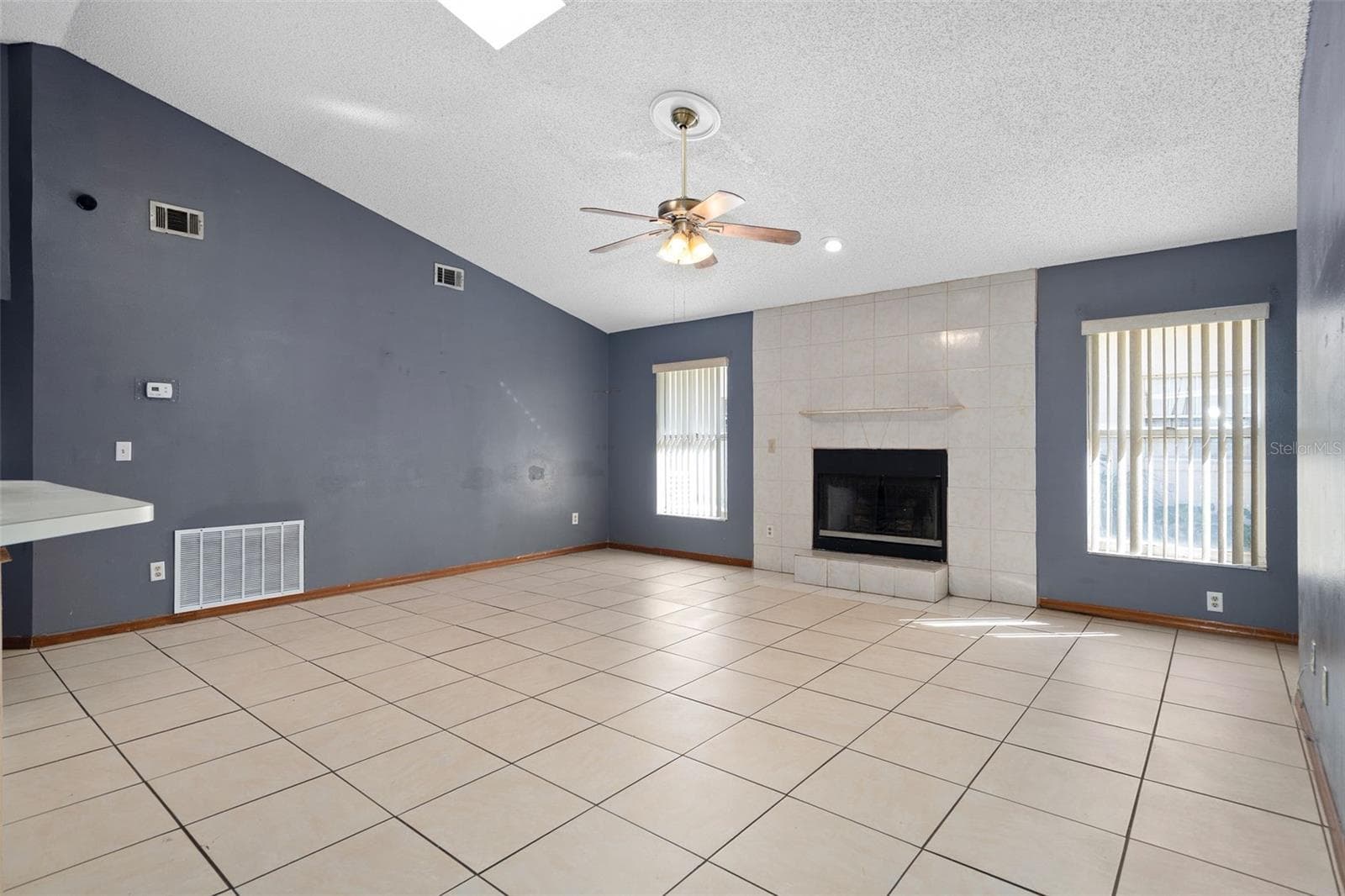 Single Family Residence at 3424 ALISSA CT, ORLANDO, photo 9 of 33