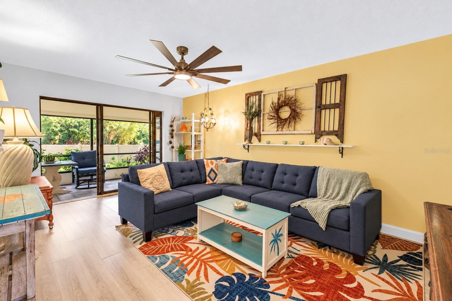 Spacious Living Room with access to patio - 8473 17TH ST N, ST PETERSBURG