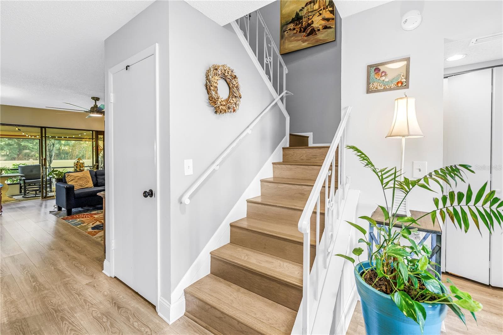 Condominium at 8473 17TH ST N, ST PETERSBURG, photo 19 of 37