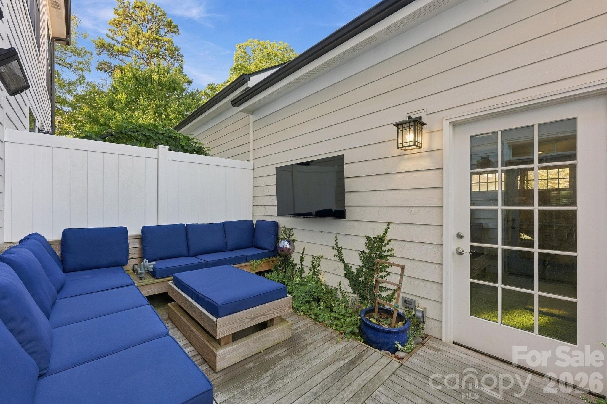 Townhouse at 519 Griffith Village Lane, Davidson, photo 24 of 27