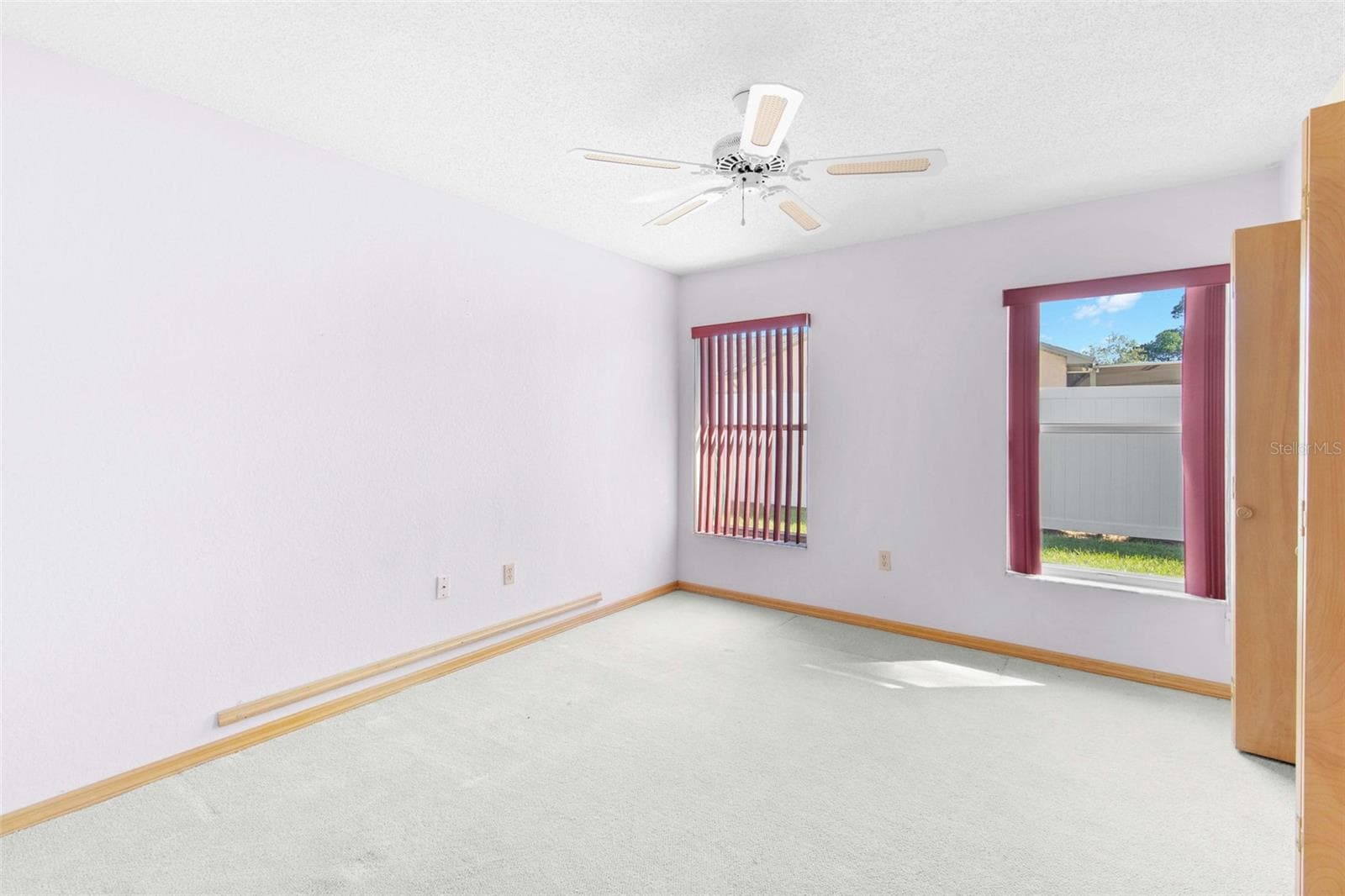 Single Family Residence at 10460 UTAH ST, SPRING HILL, photo 26 of 49