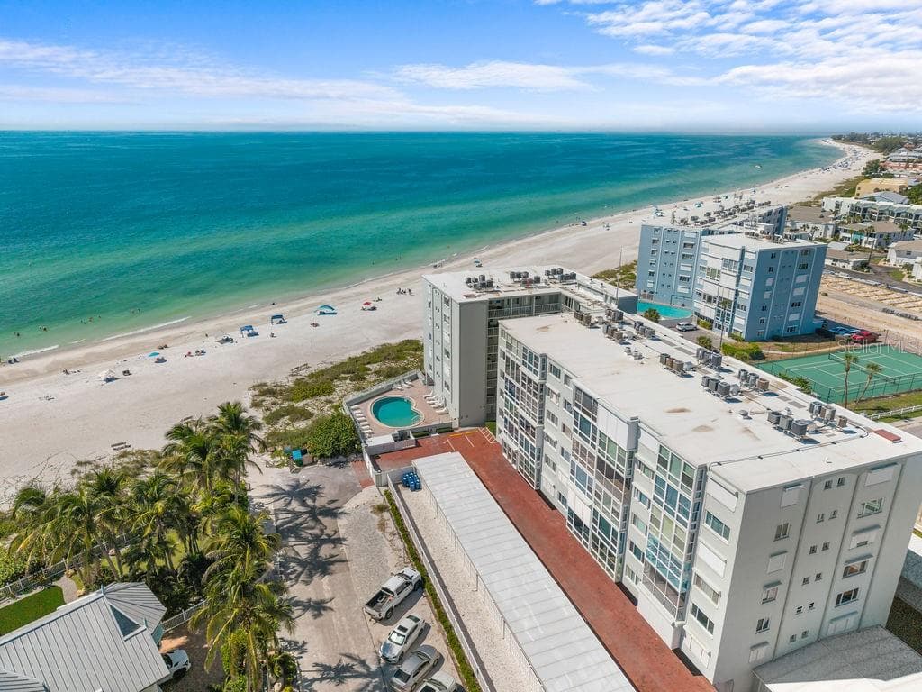 Condominium at 5200 GULF DR #406, HOLMES BEACH, photo 20 of 22