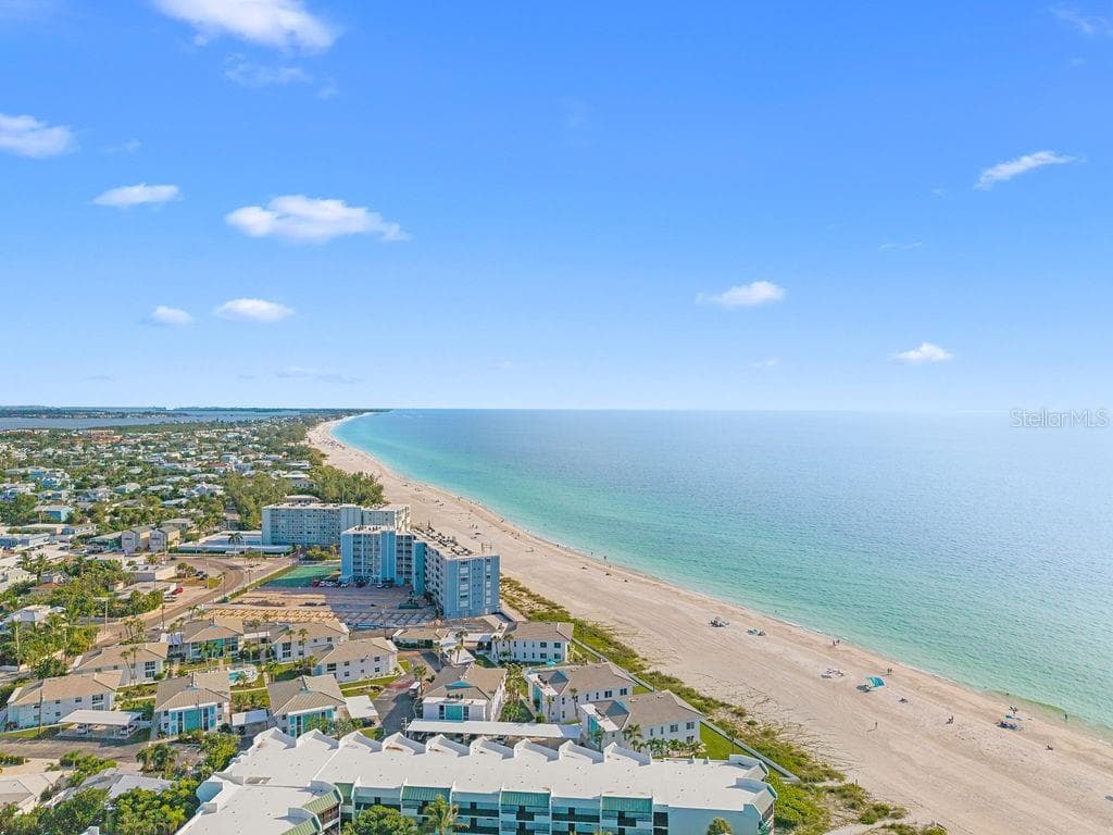 Condominium at 5200 GULF DR #406, HOLMES BEACH, photo 21 of 22