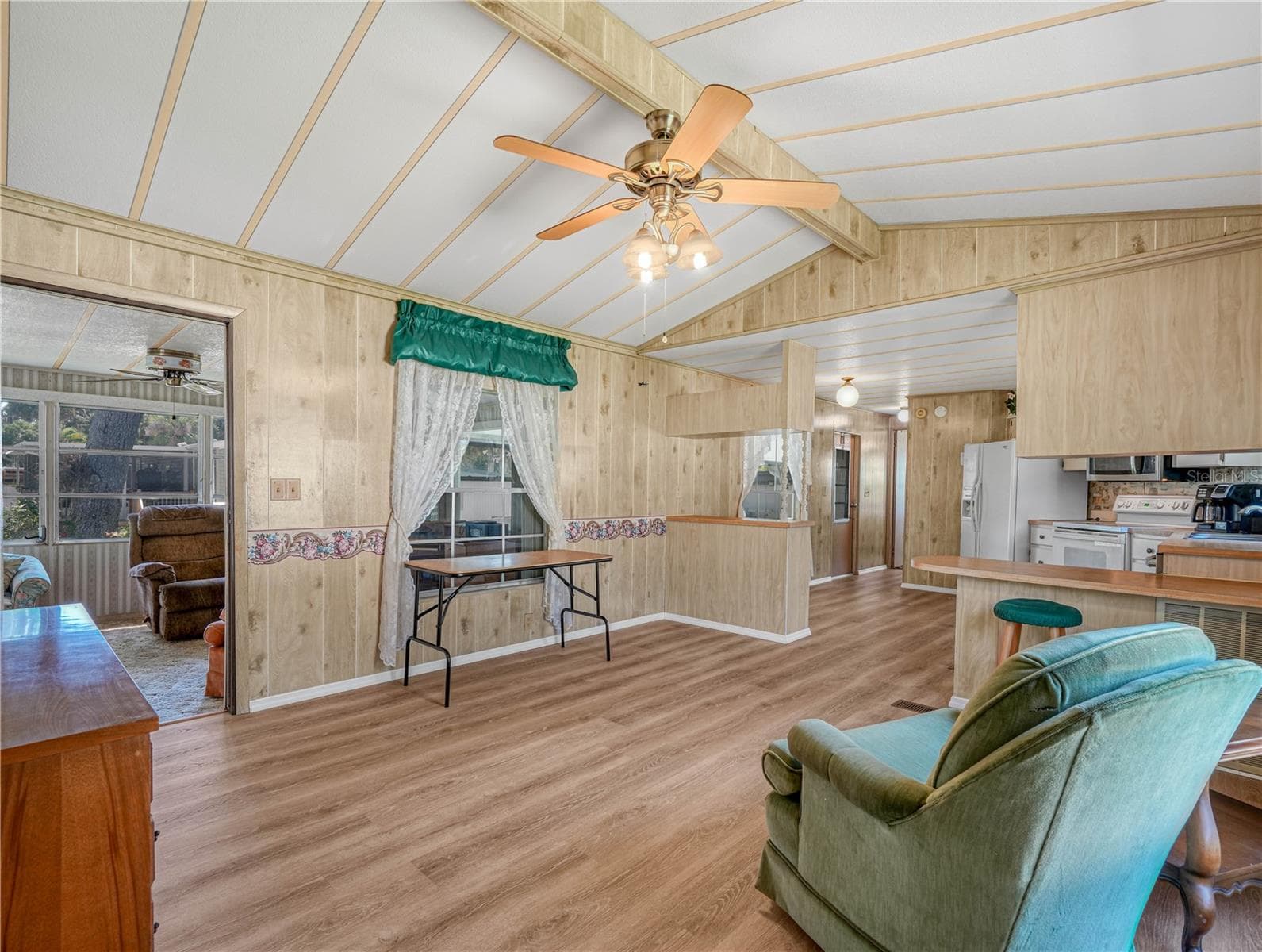 Manufactured Home at 3130 N MARINA PKWY, LAKE WALES, photo 7 of 44