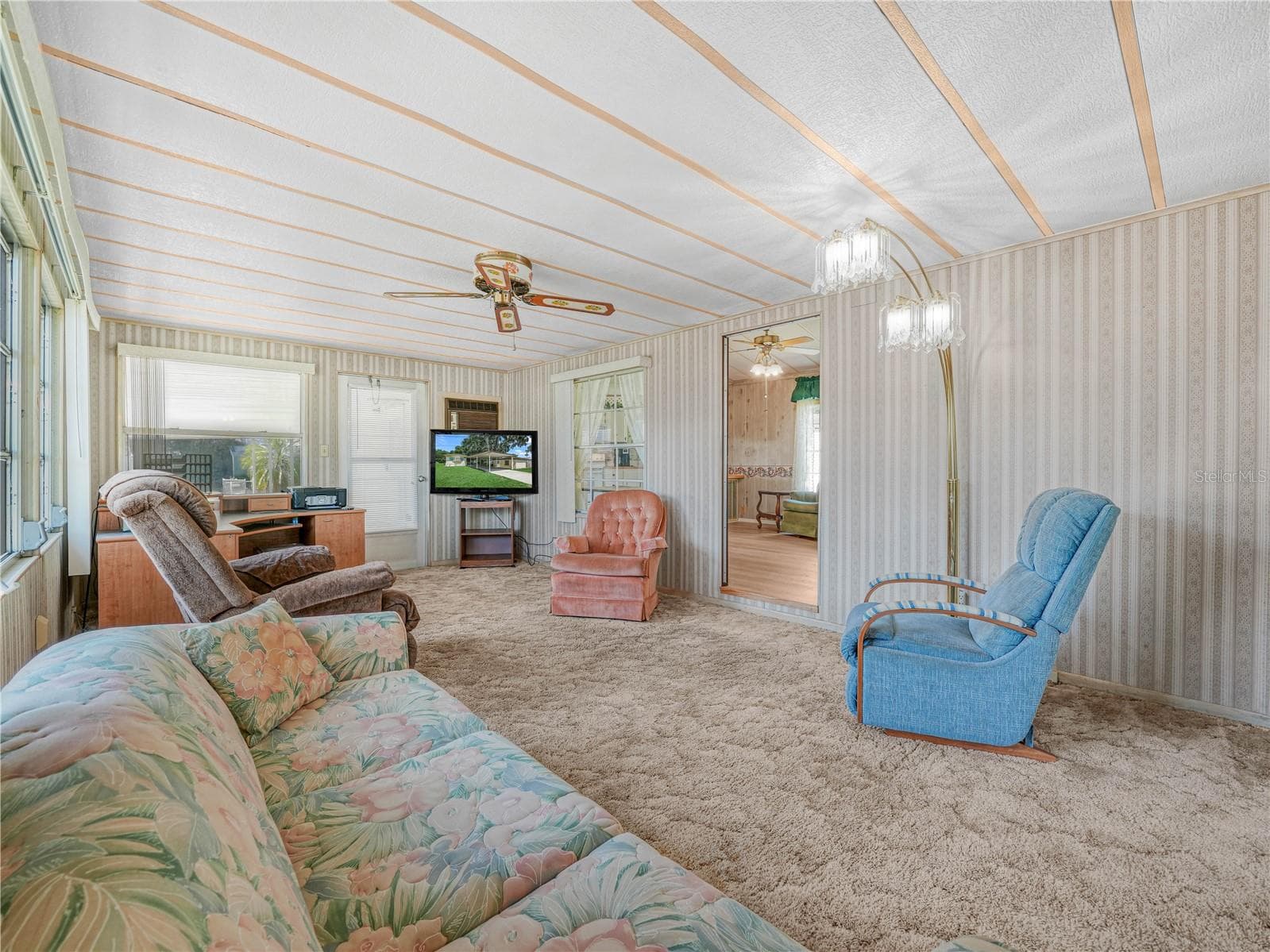 Manufactured Home at 3130 N MARINA PKWY, LAKE WALES, photo 9 of 44