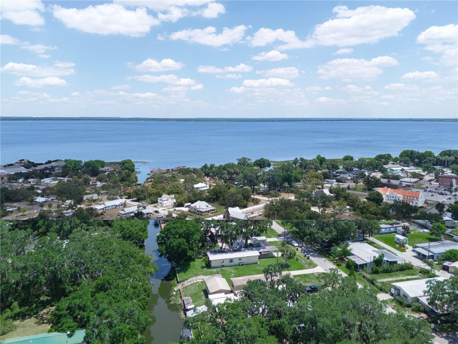 Manufactured Home at 3130 N MARINA PKWY, LAKE WALES, photo 32 of 44