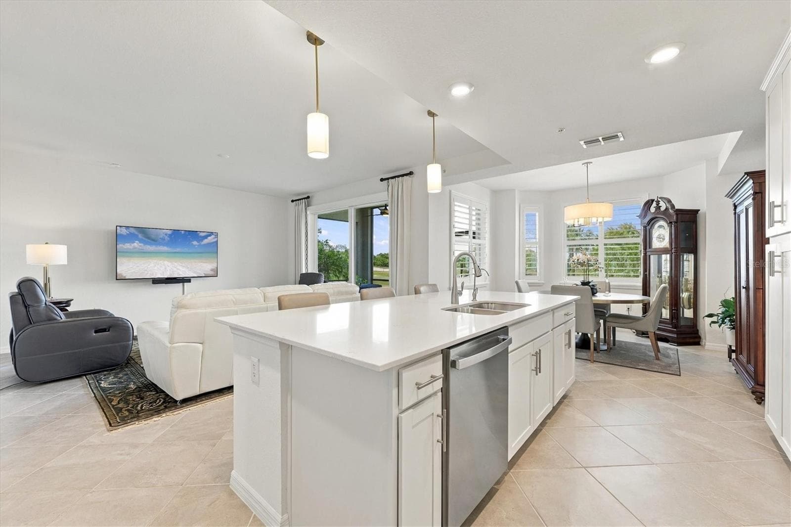 Condominium at 12140 WELLEN GOLF ST #102, VENICE, photo 15 of 51