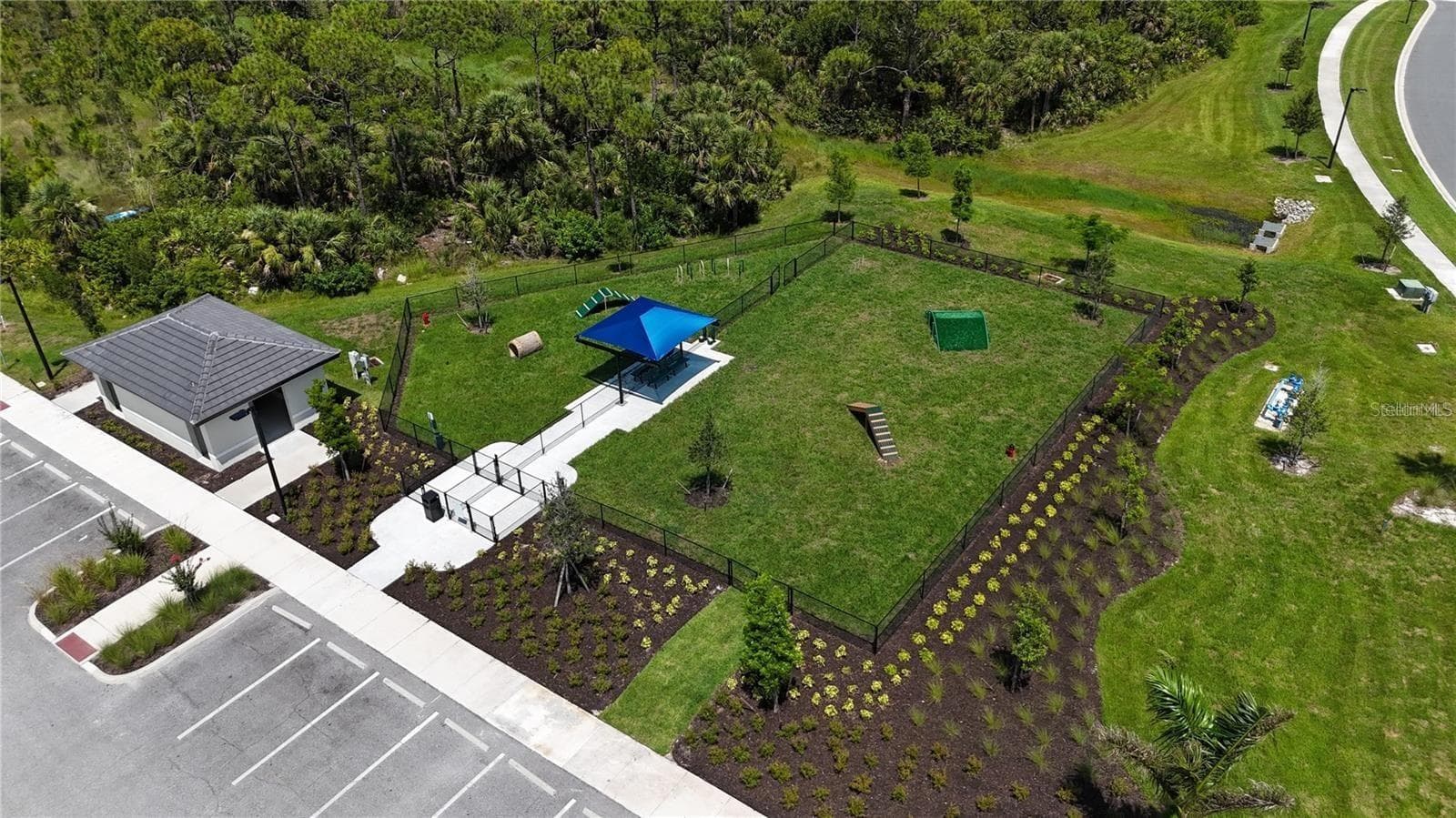 Dog Park - 12140 WELLEN GOLF ST #102, VENICE