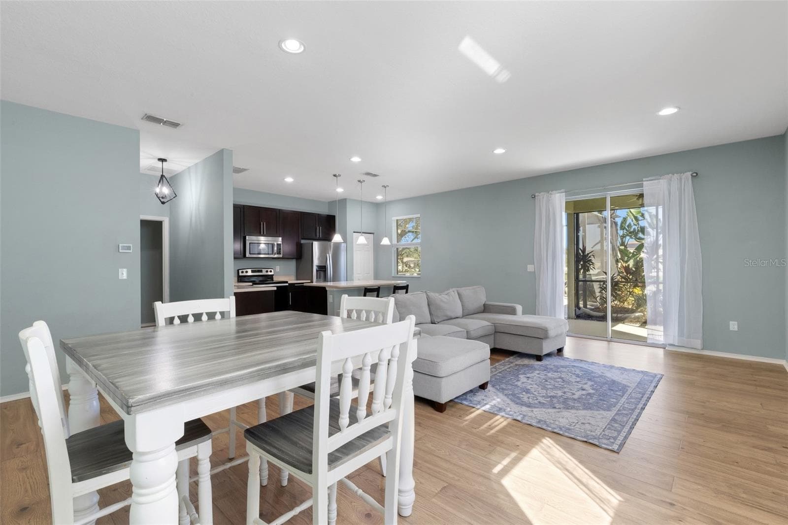 Open Concept Living Room/Dining Room/Kitchen - 11126 GOLDENROD FERN DR, RIVERVIEW