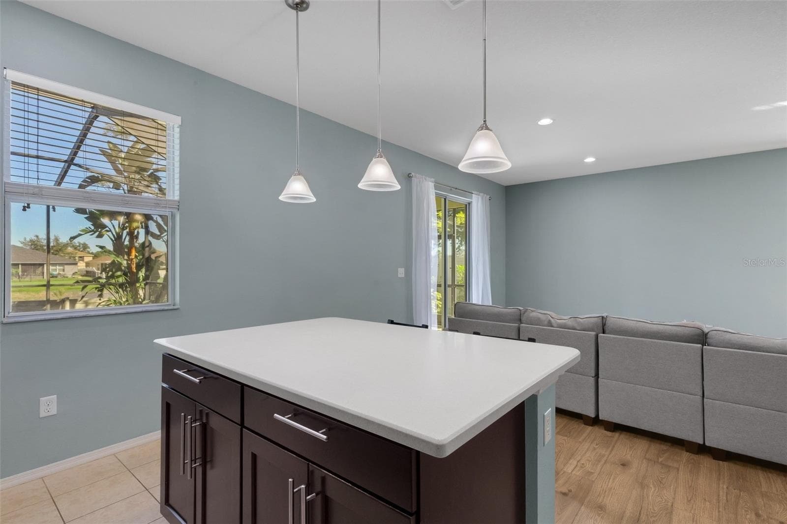 Kitchen Island - 11126 GOLDENROD FERN DR, RIVERVIEW