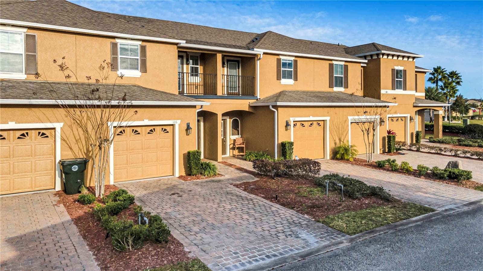Townhouse at 106 CARMICHAEL WAY, DAYTONA BEACH, photo 2 of 32