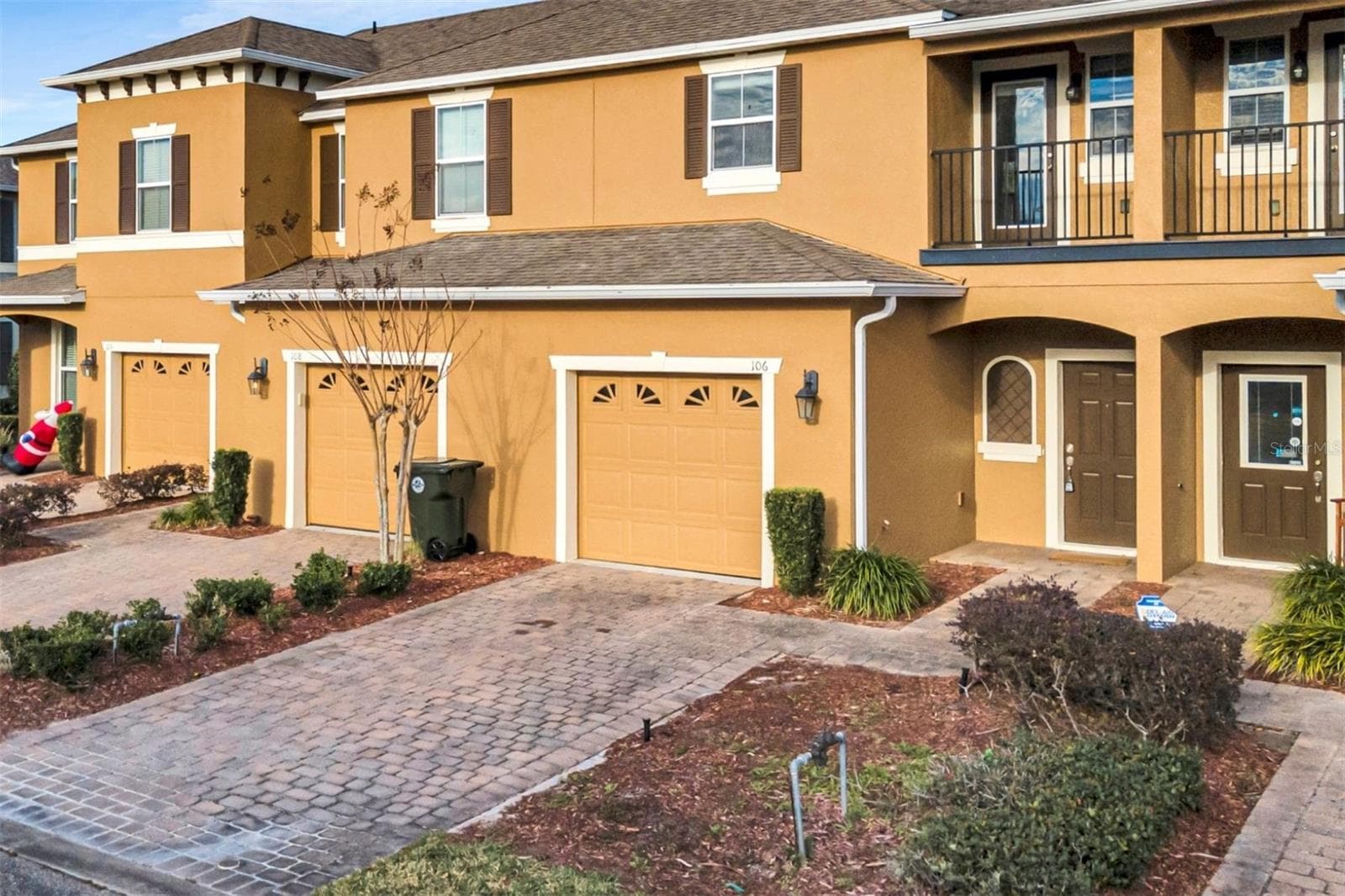 Townhouse at 106 CARMICHAEL WAY, DAYTONA BEACH, photo 4 of 32
