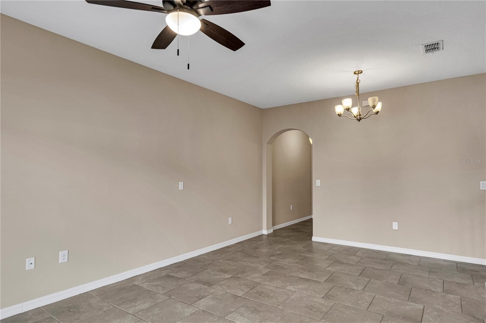 Townhouse at 106 CARMICHAEL WAY, DAYTONA BEACH, photo 11 of 32