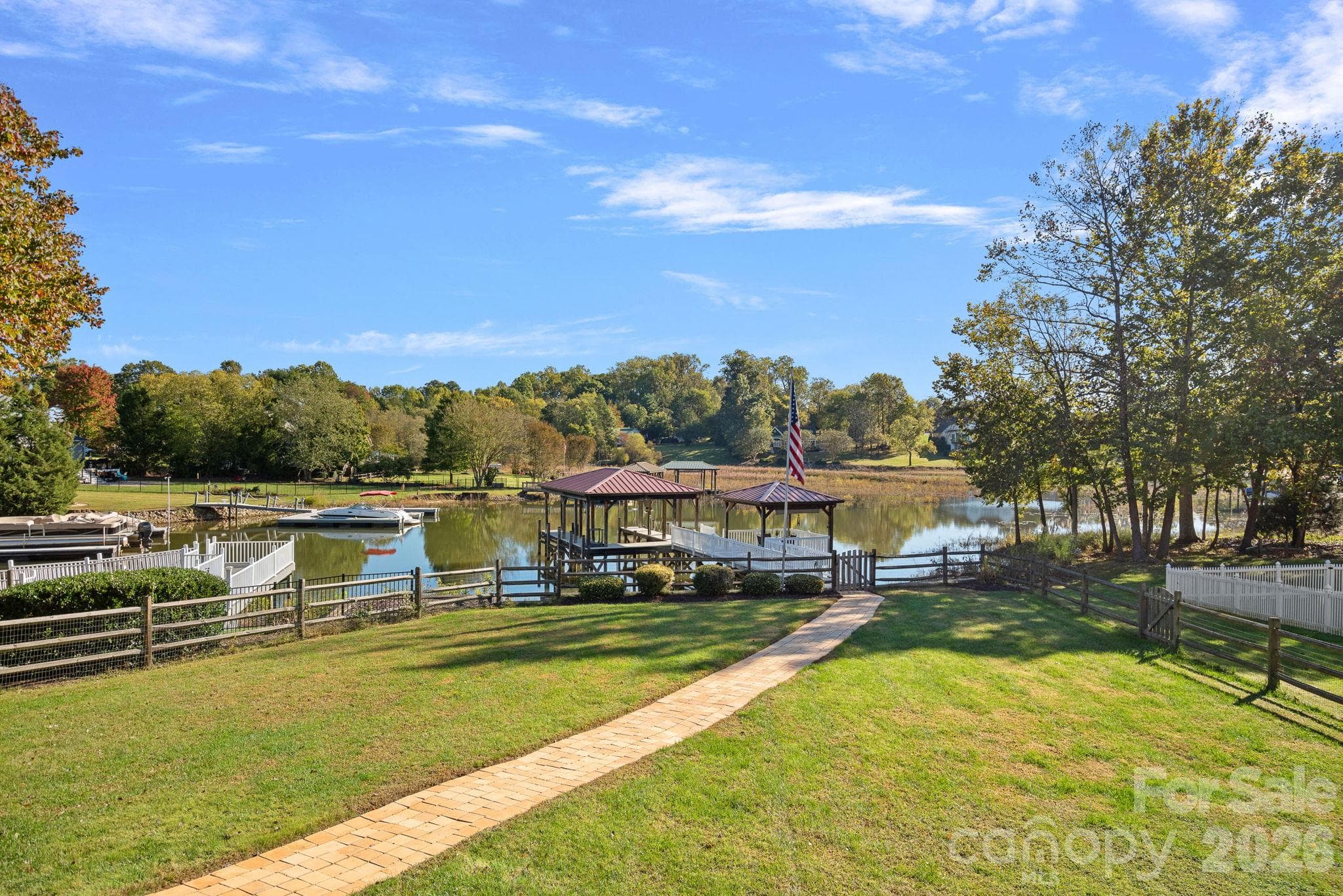 Single Family Residence at 220 Chandeleur Drive, Mooresville, photo 24 of 35