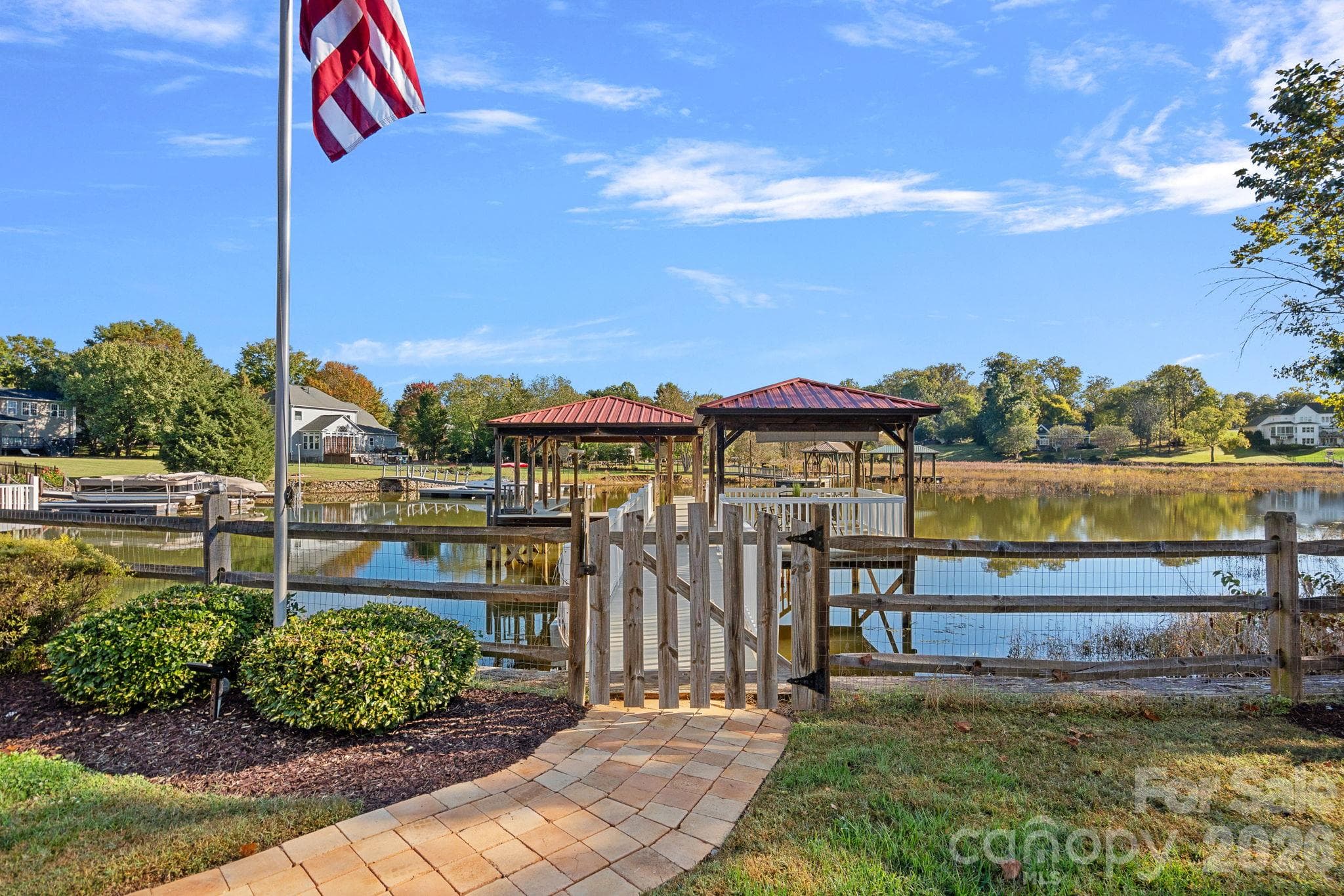 Single Family Residence at 220 Chandeleur Drive, Mooresville, photo 25 of 35