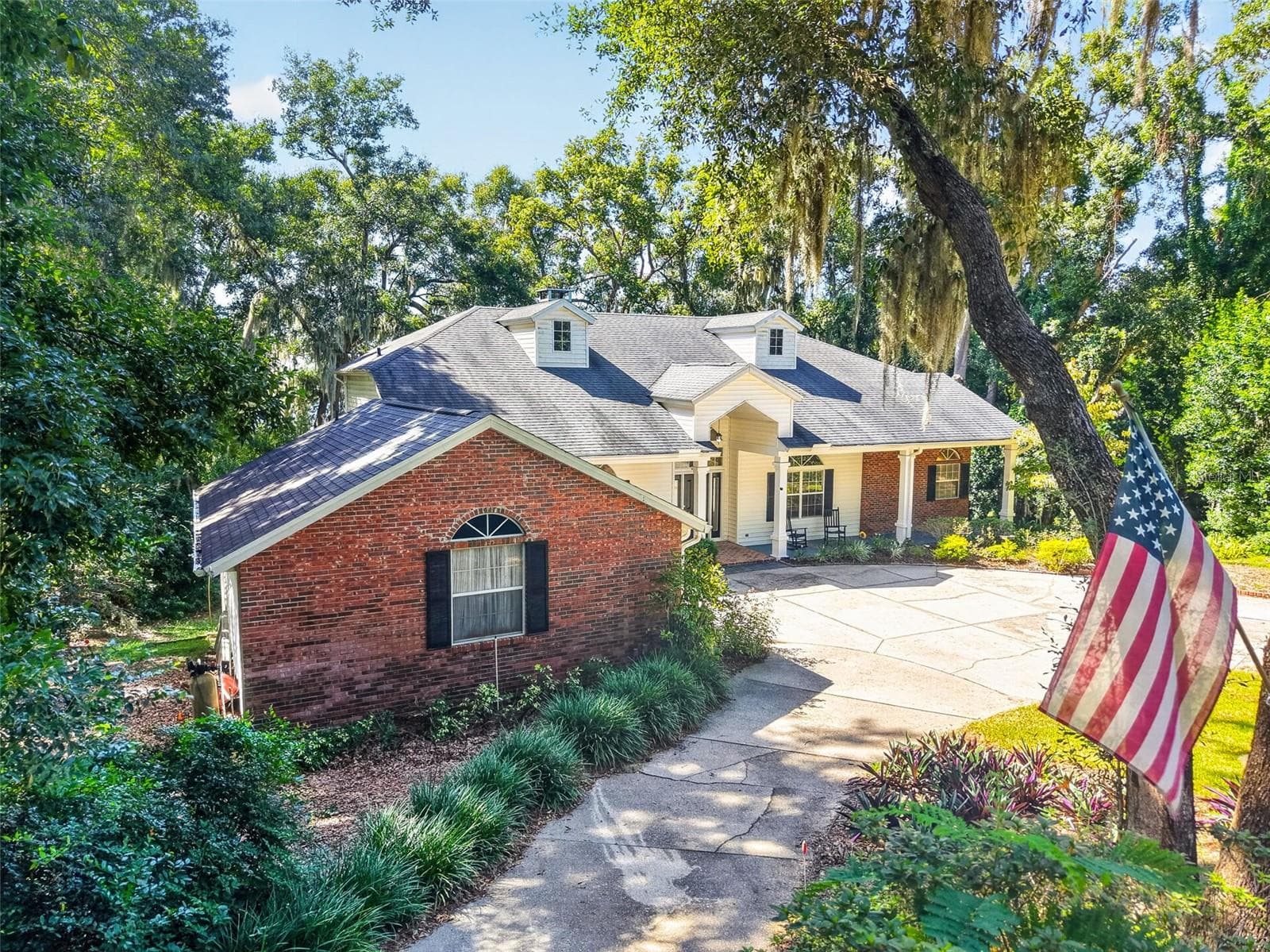 Single Family Residence at 2103 E CROOKED LAKE DR, EUSTIS, photo 5 of 64