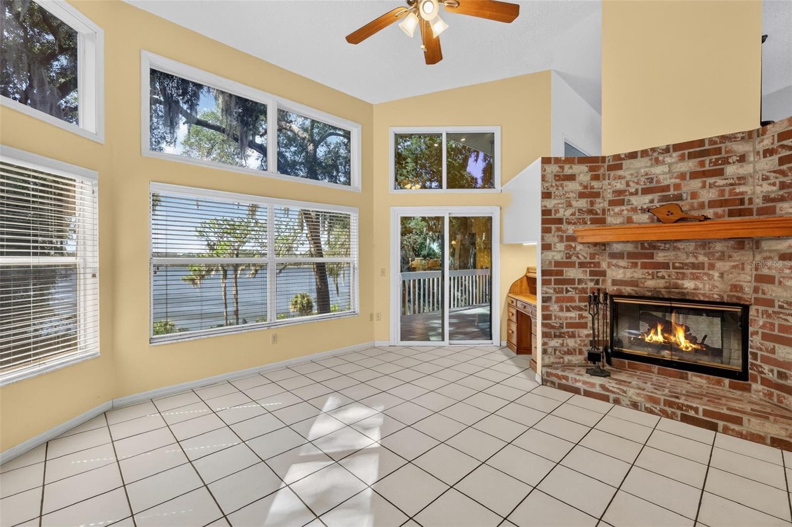 Single Family Residence at 2103 E CROOKED LAKE DR, EUSTIS, photo 18 of 64