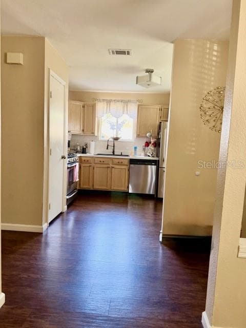 Townhouse at 13020 LORNA PL, TAMPA, photo 10 of 41