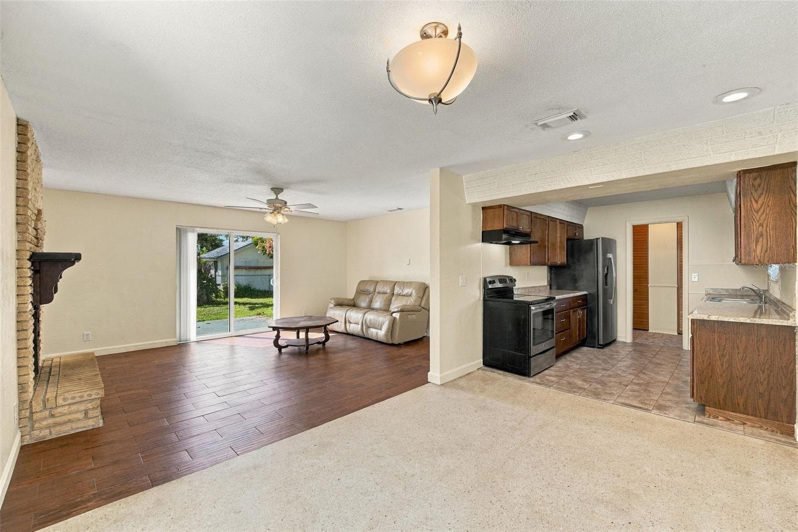 Single Family Residence at 1312 MARGINA AVE, DAYTONA BEACH, photo 7 of 27