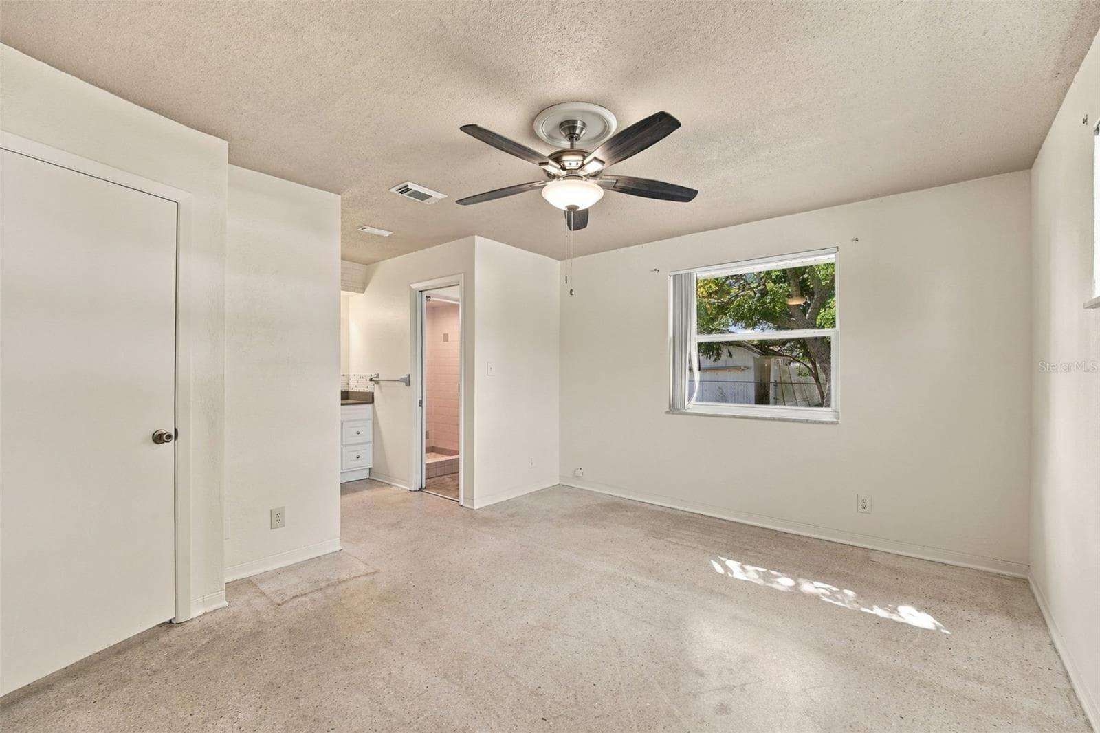 Single Family Residence at 1312 MARGINA AVE, DAYTONA BEACH, photo 14 of 27