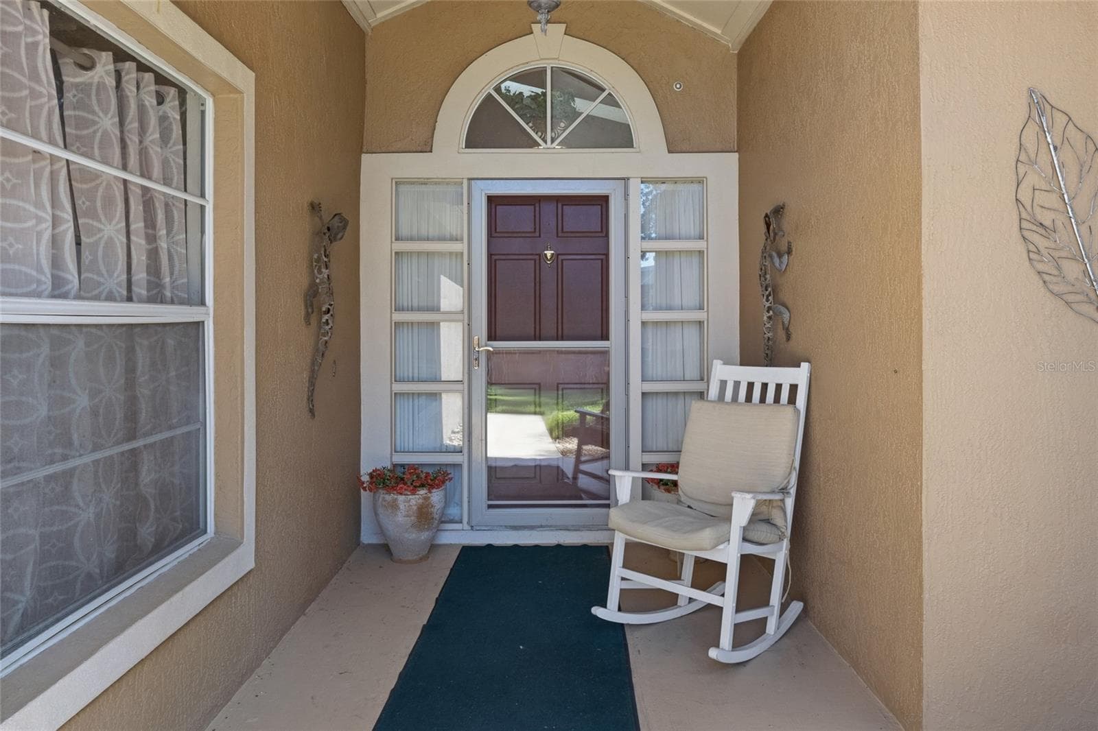 Single Family Residence at 1027 KELLY CREEK CIR, OVIEDO, photo 3 of 38