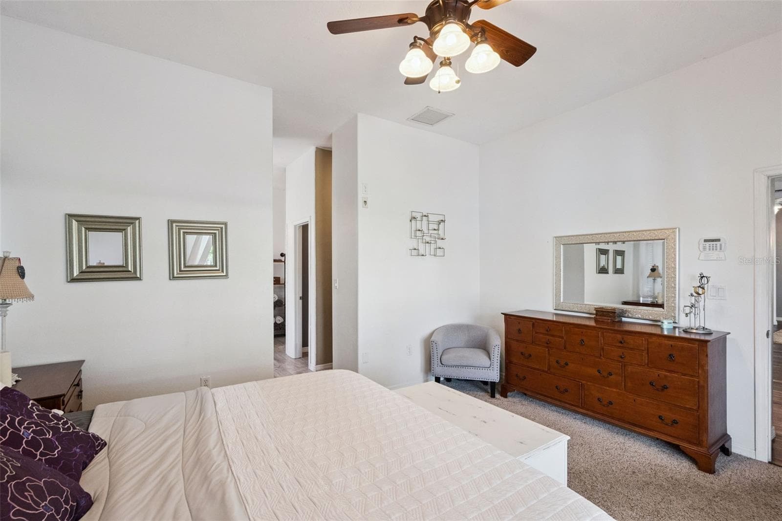 Single Family Residence at 104 SMITHSON DR, OVIEDO, photo 14 of 62