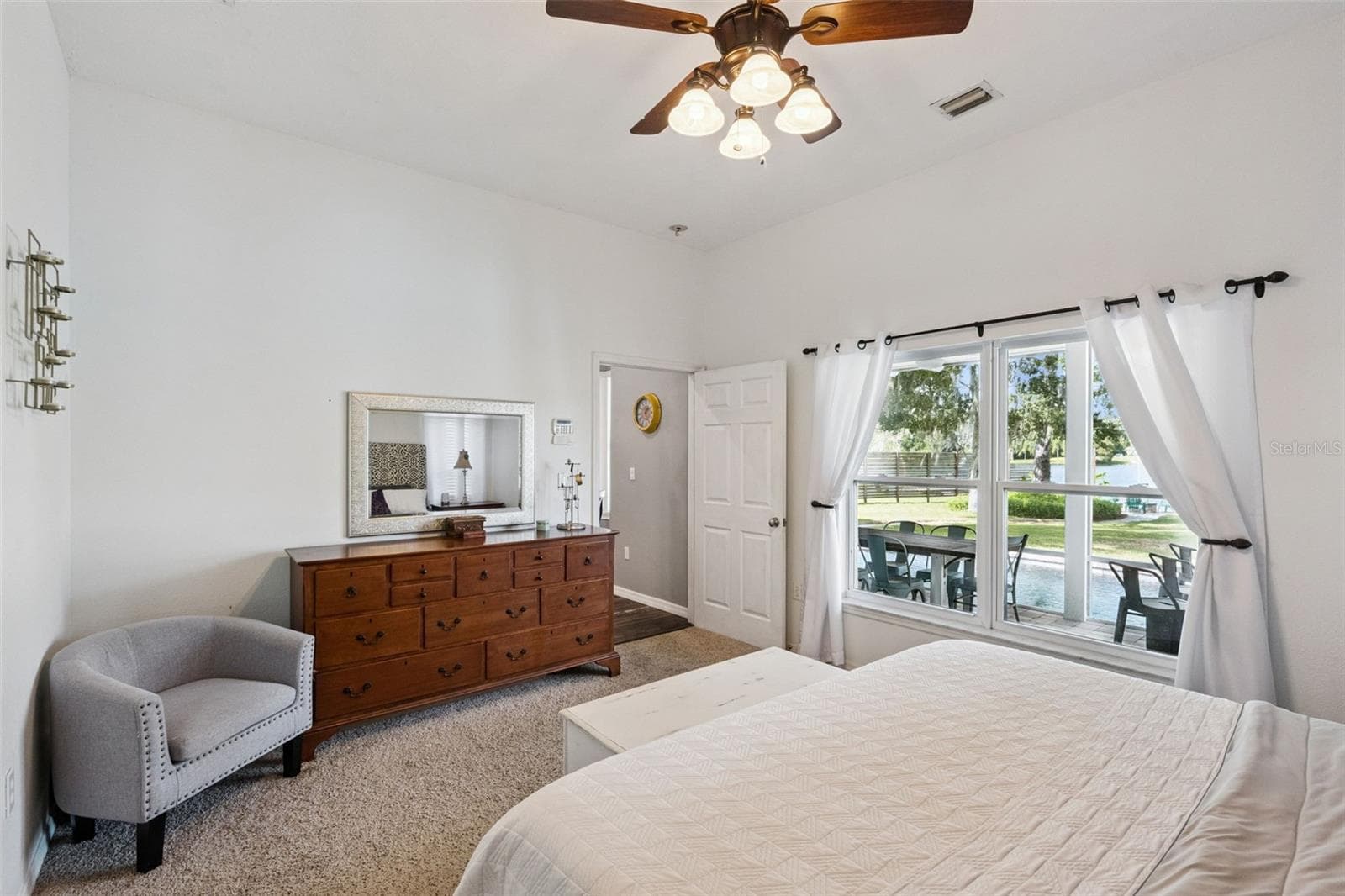 Single Family Residence at 104 SMITHSON DR, OVIEDO, photo 16 of 62