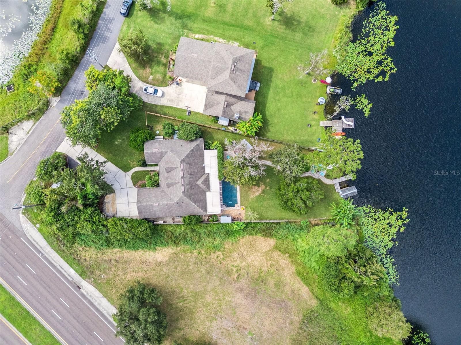 Single Family Residence at 104 SMITHSON DR, OVIEDO, photo 51 of 62