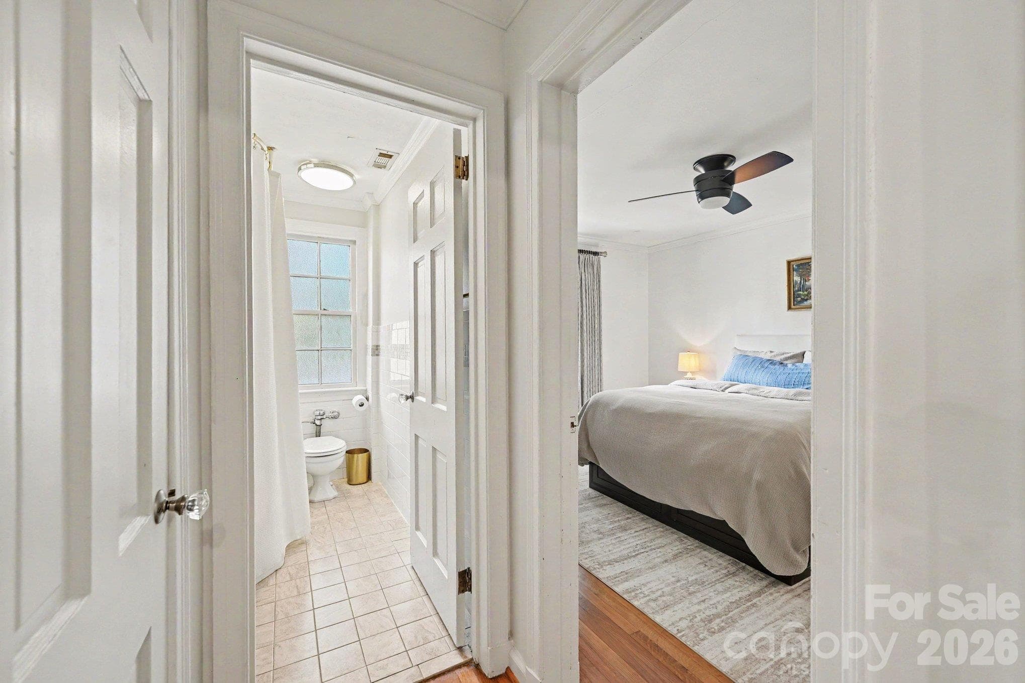 Condominium at 101 S Laurel Avenue, Charlotte, photo 11 of 23