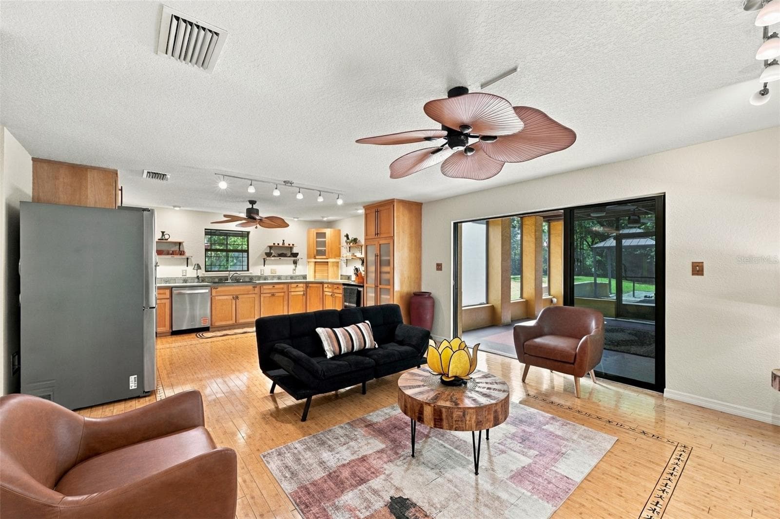 Single Family Residence at 3110 TURKEY WALK LN, WIMAUMA, photo 4 of 31