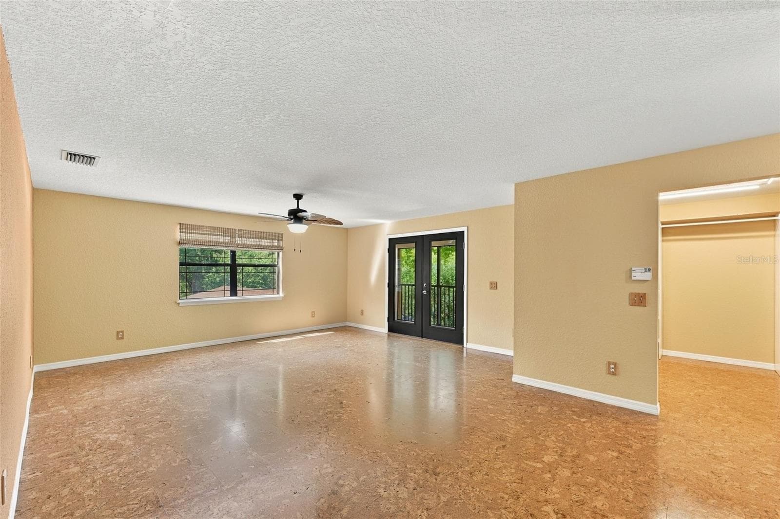 Single Family Residence at 3110 TURKEY WALK LN, WIMAUMA, photo 10 of 31