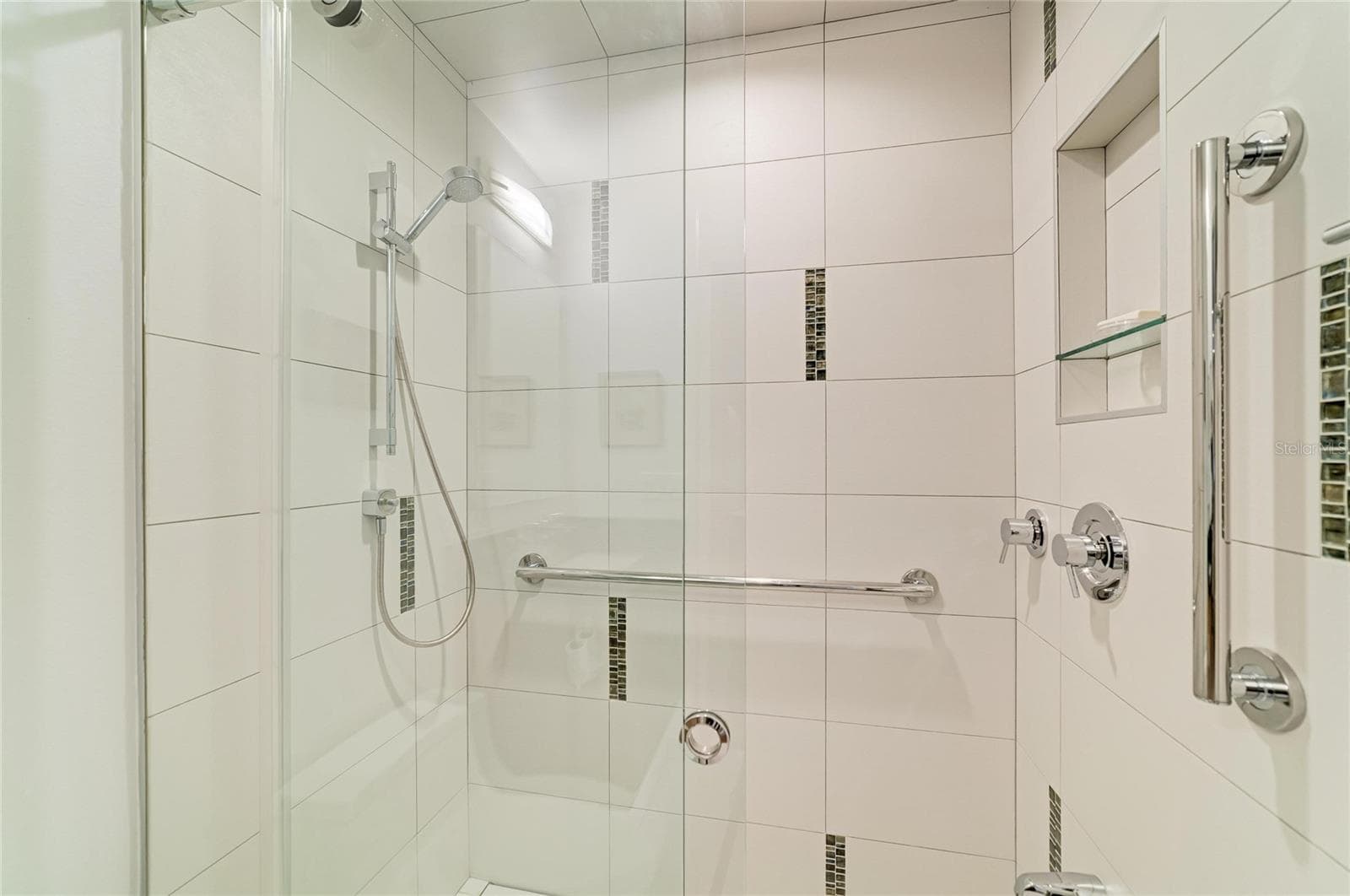 Condominium at 2403 ARBORETUM CIR #29, SARASOTA, photo 31 of 59