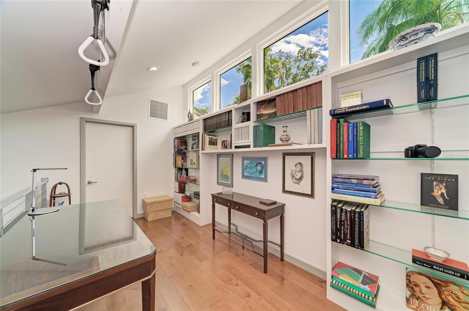 Loft that can be your office or even a guest retreat. The door is another bonus room - 2403 ARBORETUM CIR #29, SARASOTA