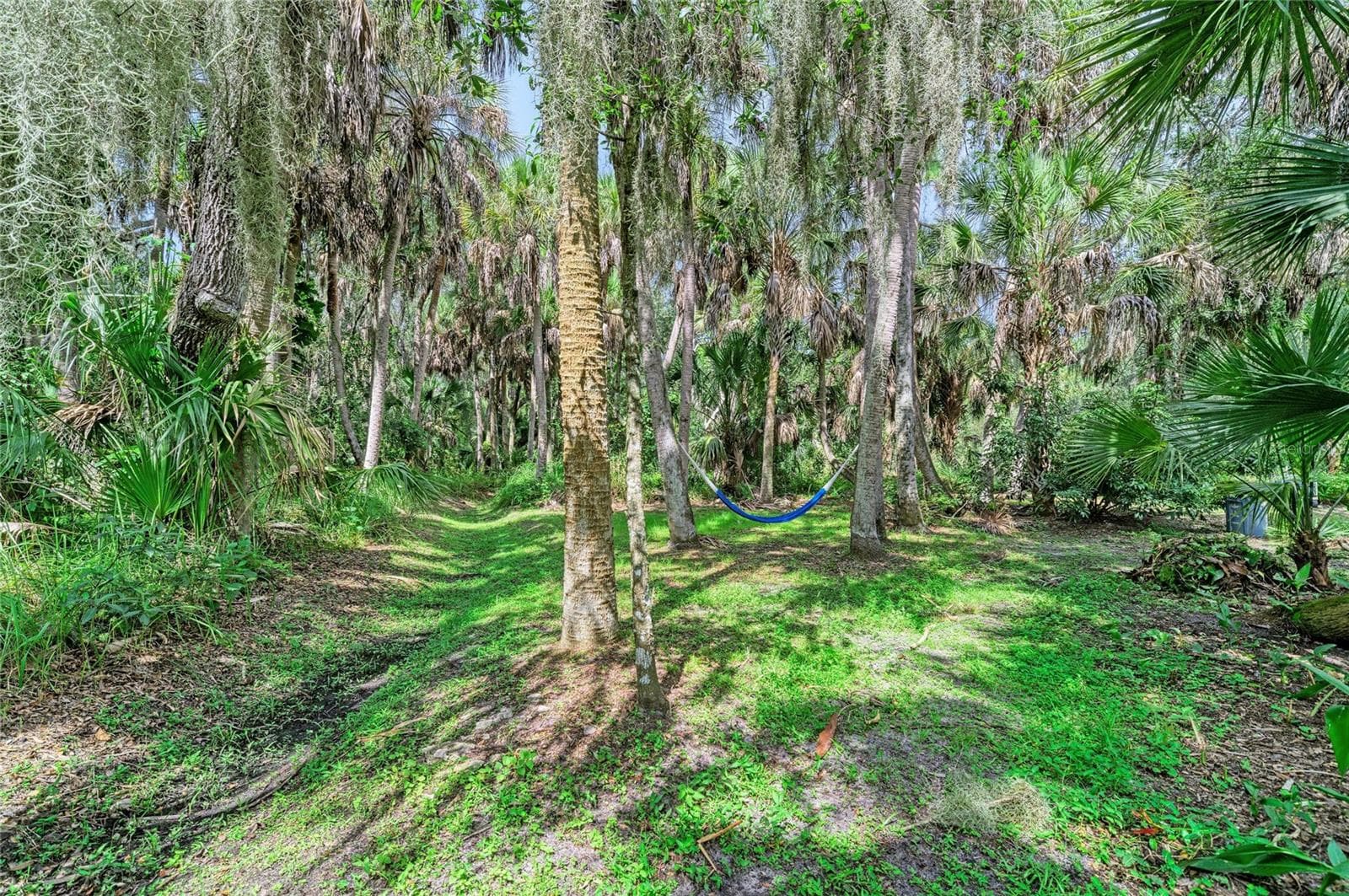 Condominium at 2403 ARBORETUM CIR #29, SARASOTA, photo 46 of 59