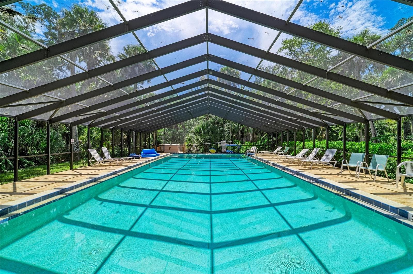 Condominium at 2403 ARBORETUM CIR #29, SARASOTA, photo 48 of 59