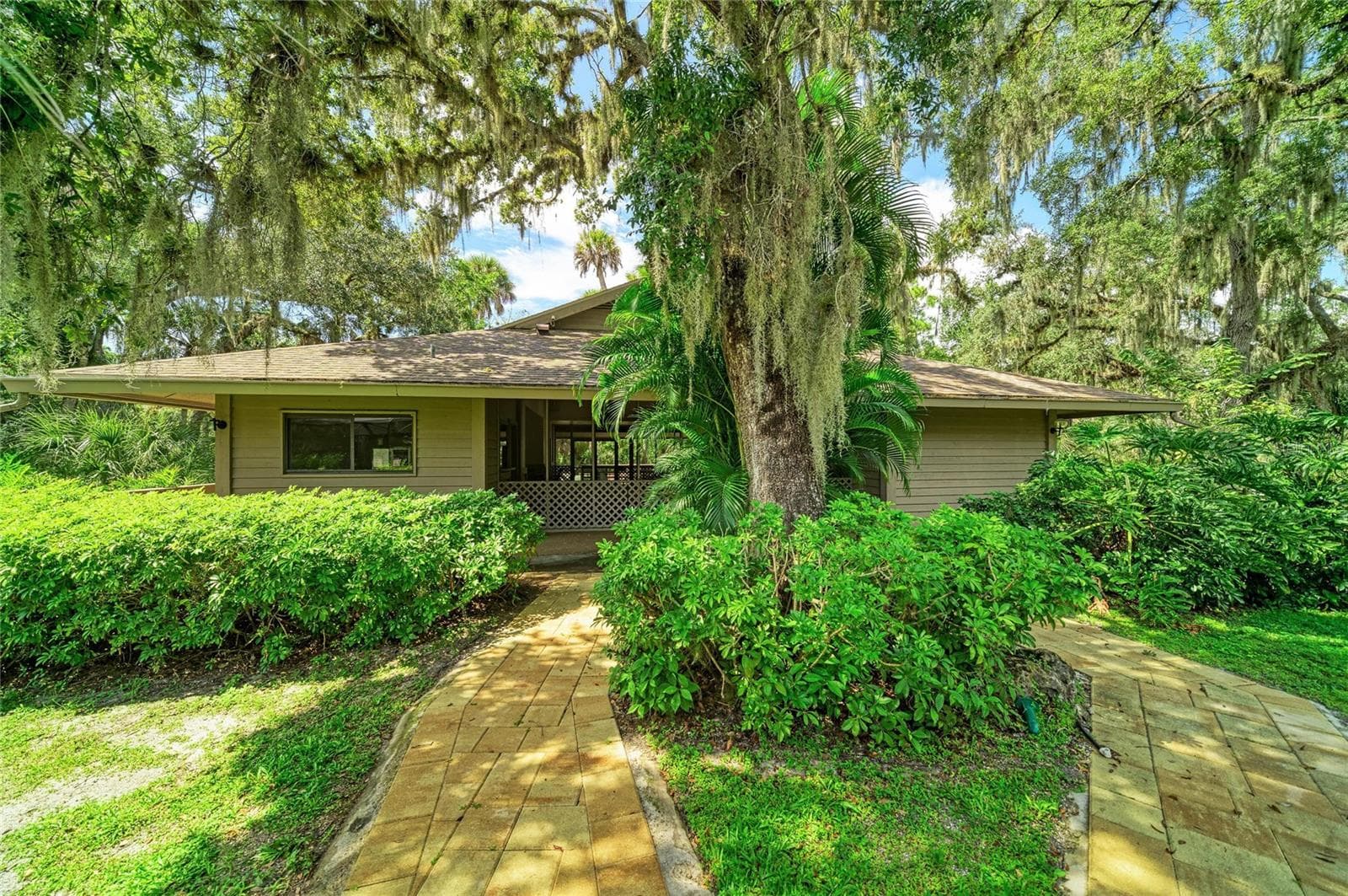 Club house - 2403 ARBORETUM CIR #29, SARASOTA