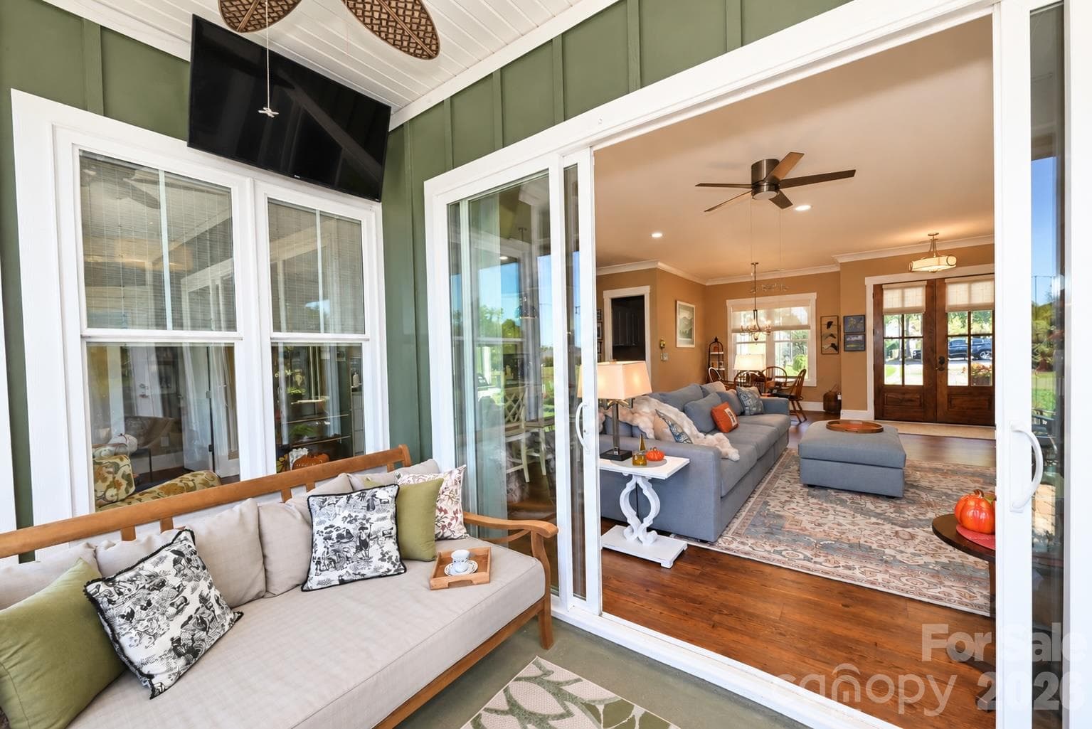 Sunroom overlooking 2 Green and 3 teebox on Tom Jackson Course. - 3668 Rock Bridge Drive NE, Conover