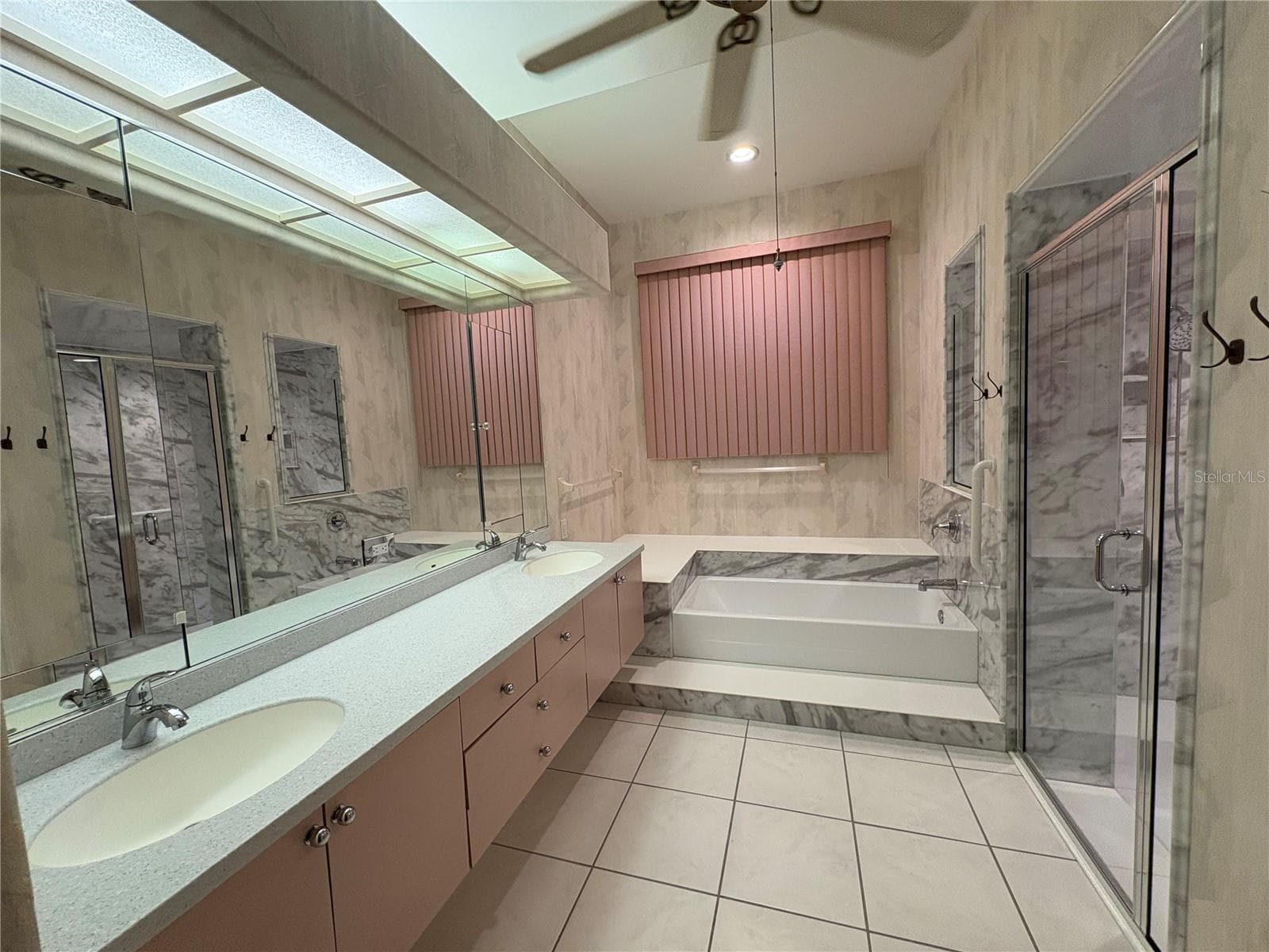 Primary Bath - 4328 COUNTRY CLUB BLVD, CAPE CORAL