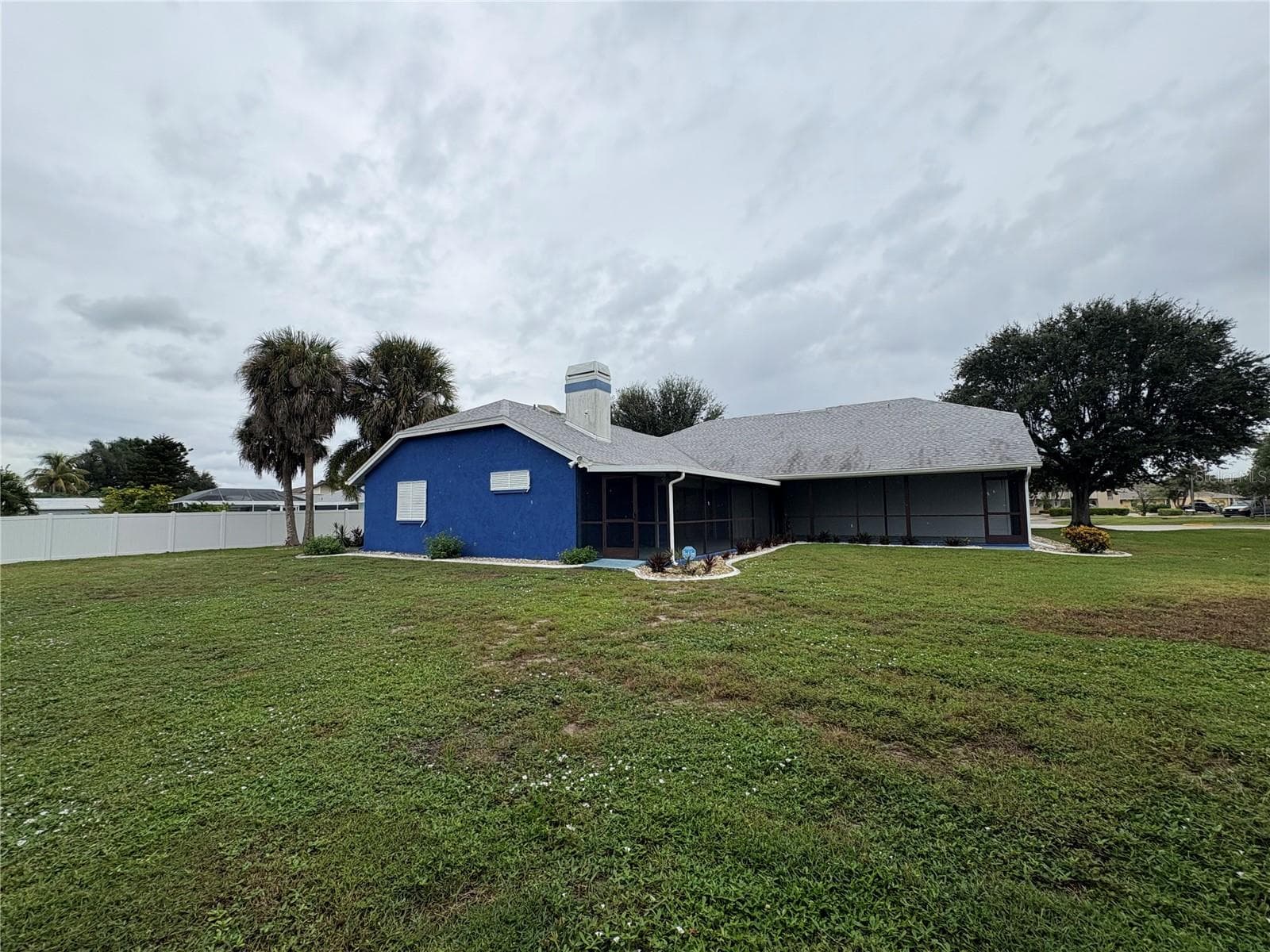 Back Yard - 4328 COUNTRY CLUB BLVD, CAPE CORAL
