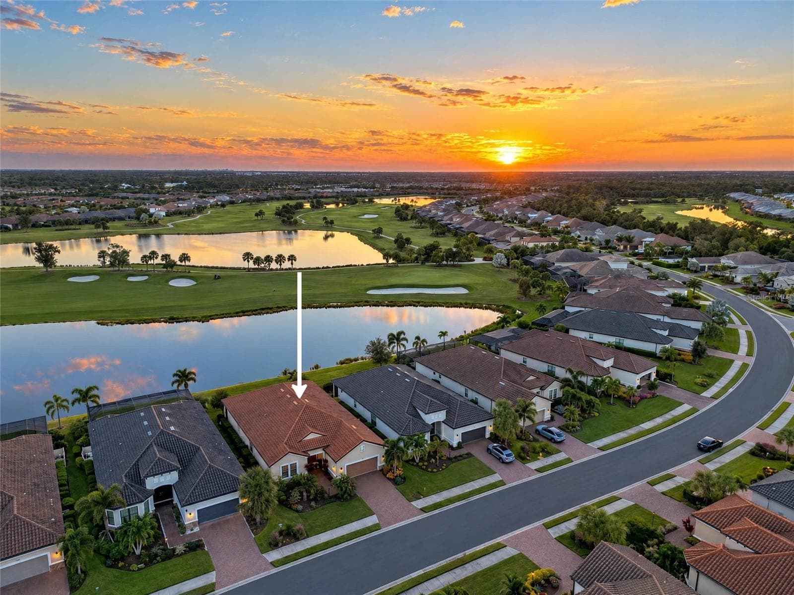 Location. Location. Location. - 15410 DERNA TER, BRADENTON
