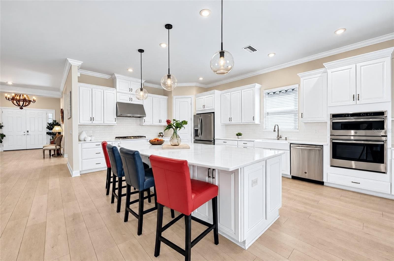 Gourmet Kitchen - 15410 DERNA TER, BRADENTON