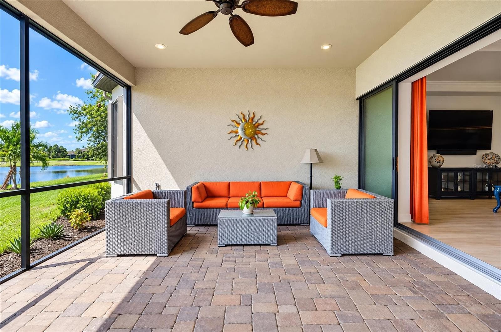 Lanai - 15410 DERNA TER, BRADENTON