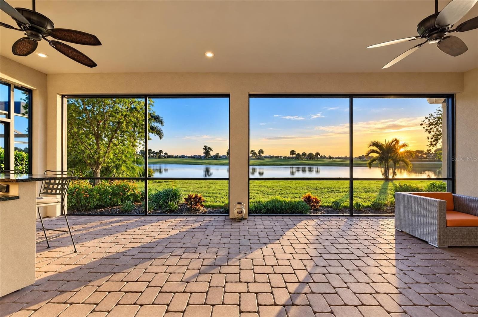 Lanai at Sunset - 15410 DERNA TER, BRADENTON