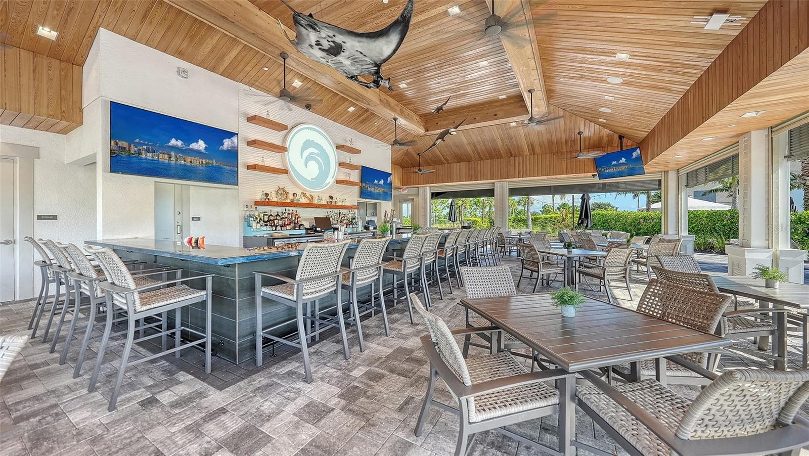 Bahama Bar - 15410 DERNA TER, BRADENTON