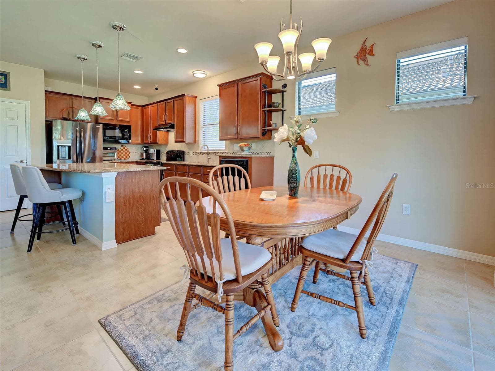 Single Family Residence at 19831 ORTONA ST, VENICE, photo 17 of 64