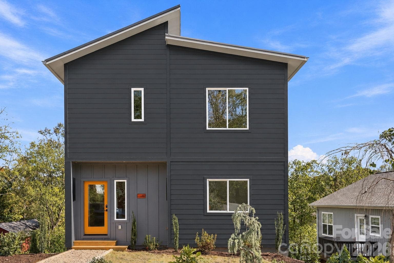 Modern design with year-round mountain views - 20 Laurel Loop, Asheville