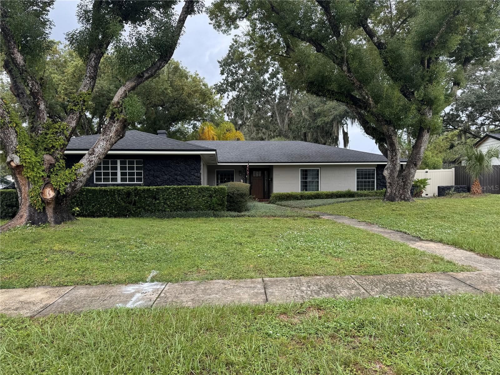 1903 COLLIER DR