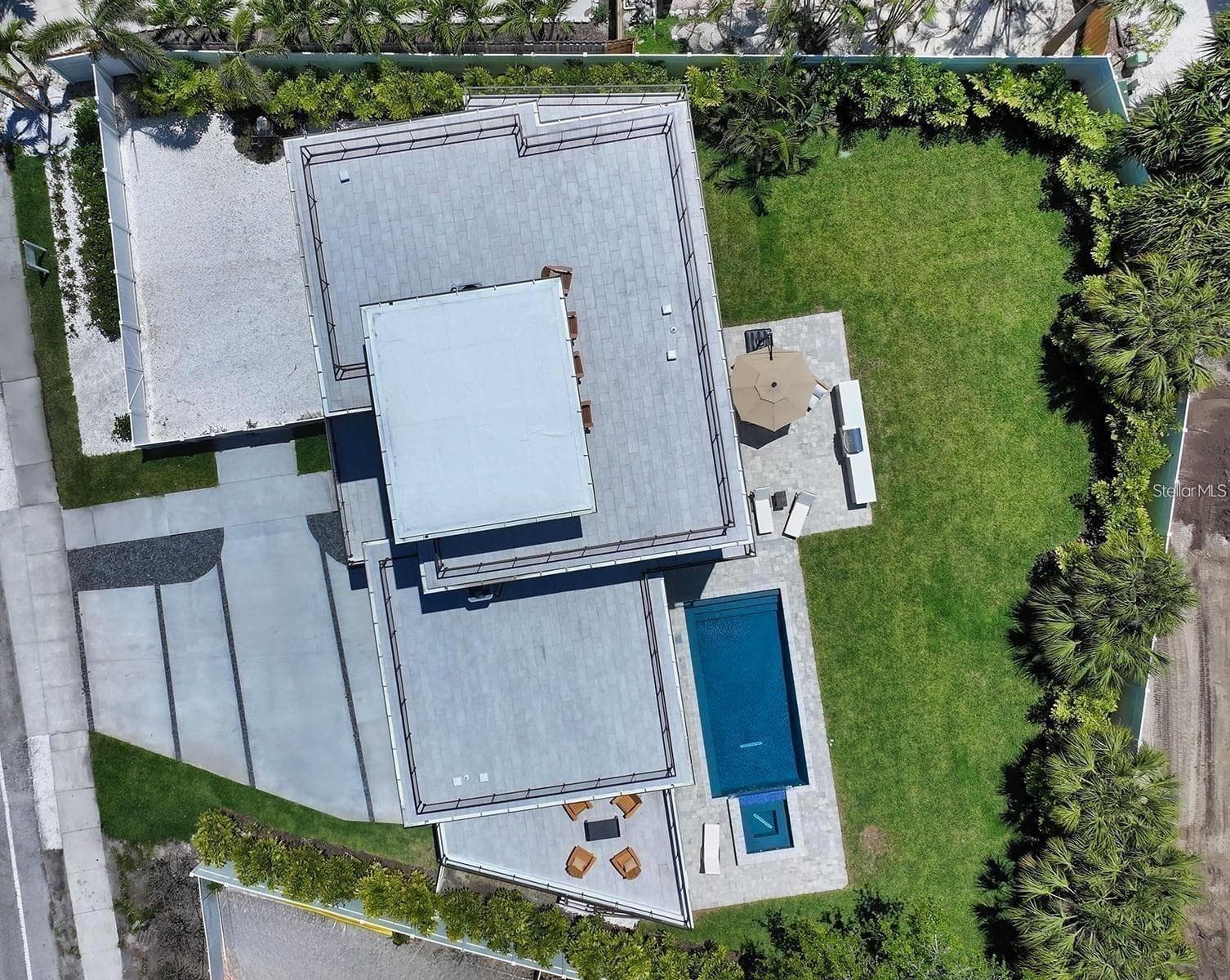 Several balconies - 8800 MIDNIGHT PASS RD, SARASOTA